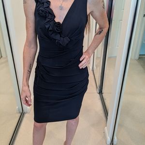 Valerie Bertinelli dark navy blue dress.